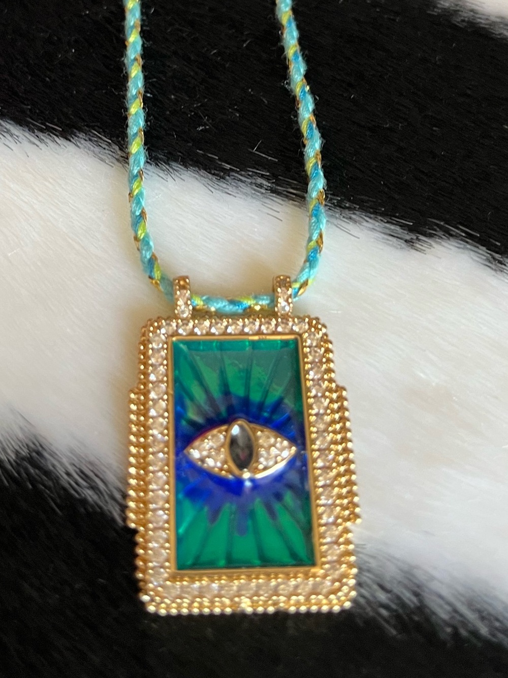 BOUTIQUE 🧿 EVIL EYE NECKLACE